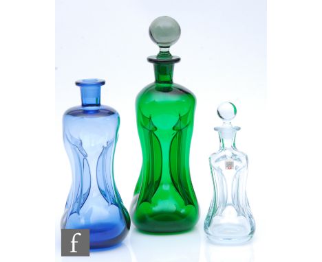 An early 20th Century Holmegaard Scrooge or 'Glug Glug' decanter of shouldered square section with dimple sides and collar ne