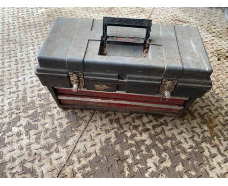Stackon plastic tool box with various tools. Please note this lot has the standard Ewbank's standard buyers premium payable o