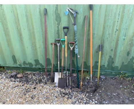 Selection of gardening tools to include: 2 x Plastic handle spades. 2 x Plastic handle forks. Lawn edge cutter. 2x Metal rake