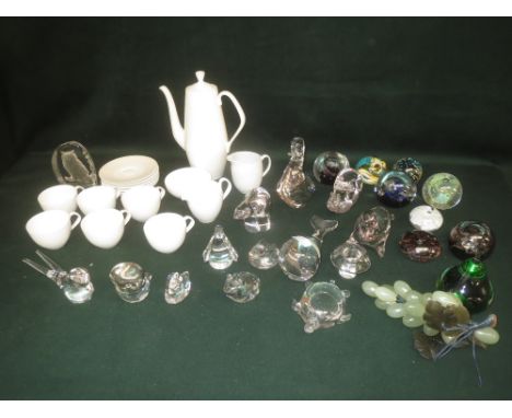 Two Caithness limited edition glass paperweights 'Pegasus' and 'Alien' a group of nine Wedgwood glass ornaments, assorted pap