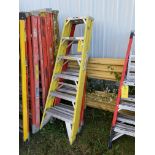 Ladders, 5', Qty 2, (Rigging & Loading: $25) (Located in Oelwein, IA)