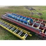 Exetension Ladder, 24', (Rigging & Loading: $25) (Located in Oelwein, IA)