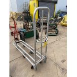 Metal Cart (Located in Oelwein, IA) (Rigging & Loading: $25)