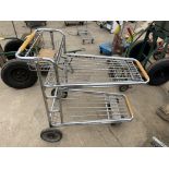 Shopping Style Cart (Located in Oelwein, IA) (Rigging & Loading: $10)