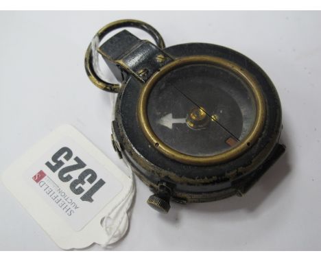 Military, WWI Verner's Pattern VIII compass, stamped 'F.L No 80574, 1917' with crows foot (no case).