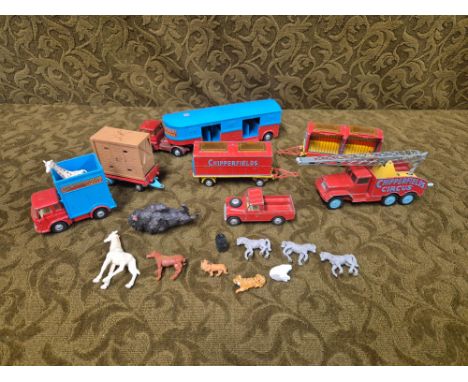 Corgi Major Chipperfields Circus set.