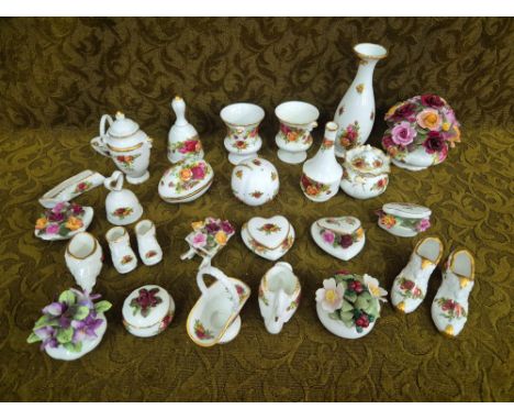 Royal Albert Old Country Roses decorative china to include vases, trinket dishes, etc.