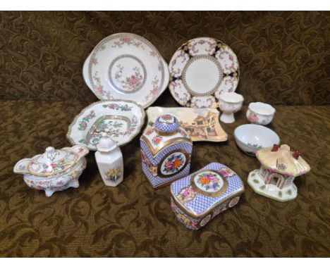 Royal Doulton, Coalport, Worcester and other decorative china and crockery.