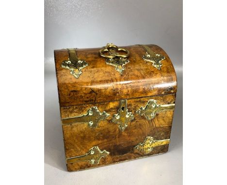 Victorian burr walnut dome-lid tea caddy with decorative brass embellishments, two compartments, 