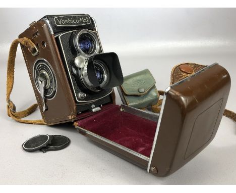 Vintage Camera: A Yashica-Mat Copal - SV leather cased camera 