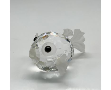 Mini crystal figural is a member of the South Sea theme group. Faceted crystal body with frosted crystal fins, tail, mouth an