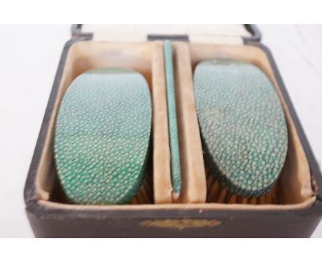 Boxed Shagreen brush/comb set 
