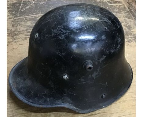 WW1 German M16 Helmet (missing internal inserts)