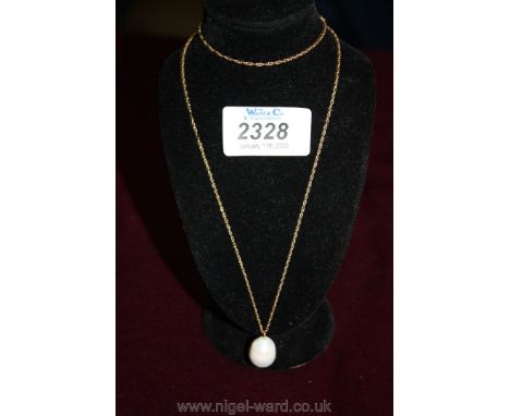 A baroque pearl Necklace.