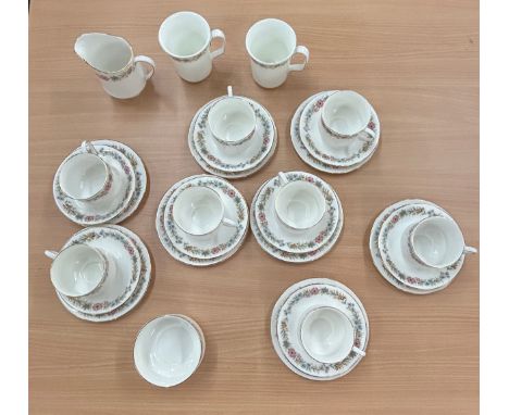 Royal Albert Paragon Belinda part tea service to include cups, saucers, milk jug etc 