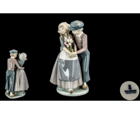 Lladro - Superb Hand Painted Porcelain Figure ' Dutch Couple ' With Tulips. Model 5124, Issued 1982 - 1984. Height 11 Inches 