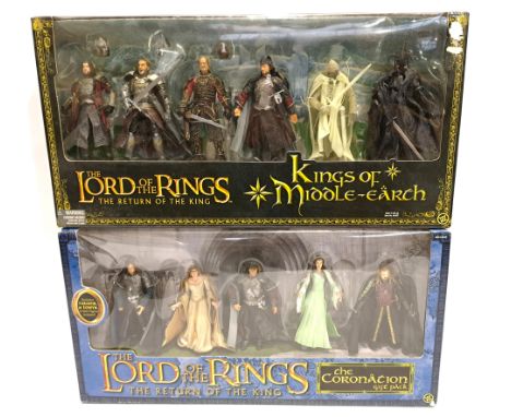 ToyBiz Lord of the Rings The Coronation Gift Set &amp; Kings of Middle Earth Gift Set. Excellent within Good Plus to Excellen