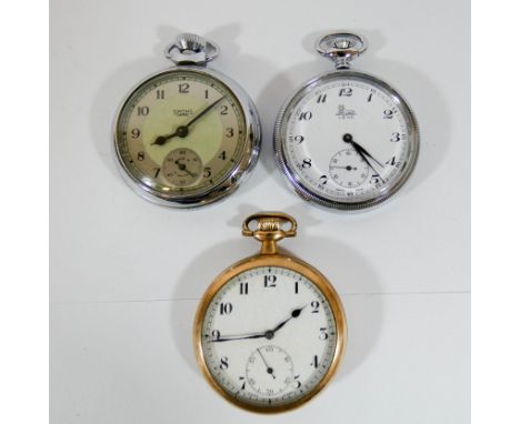 A collection of three vintage pocket watches 