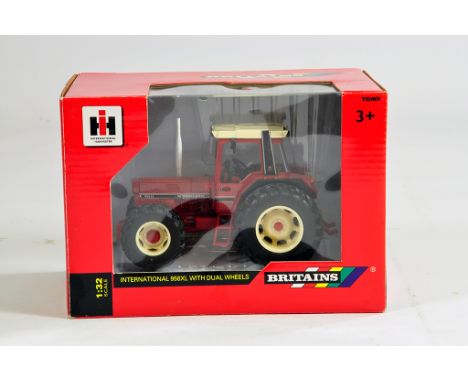 Britains 1/32 International 956XL Tractor with Dual Wheels. M in Box.