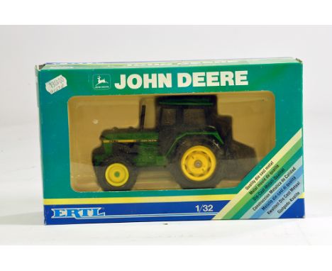 Ertl 1/32 John Deere 3350 Tractor. M in Box.