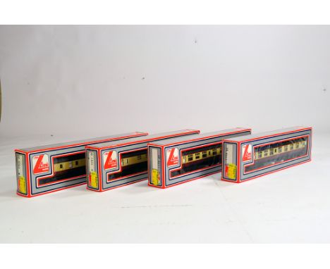 Group of 4 x Lima Passenger Coaches. M in Boxes. (4)