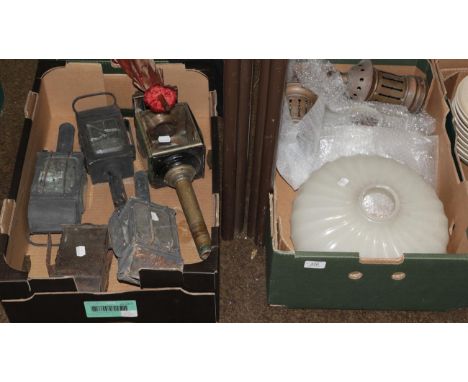 Pair of opaque shade lights, lanterns, carriage lamp and other lanterns etc