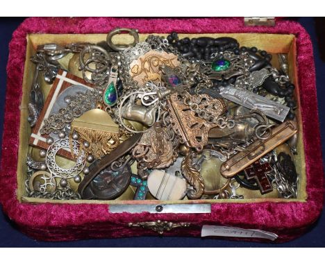 A box of assorted jewellery including French white metal and enamel.