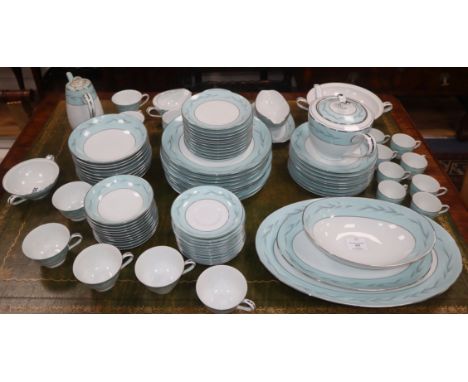 A Noritake tea coffee and dinner service