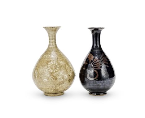 A RUSSET-SPLASHED STONEWARE VASE AND A SLIP-DECORATED CELADON STONEWARE VASEJin Dynasty and laterComprising: a slip-decorated