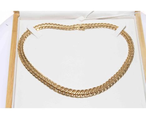 18 carat gold flattened and part textured chain link necklace, length 44cm, boxed.