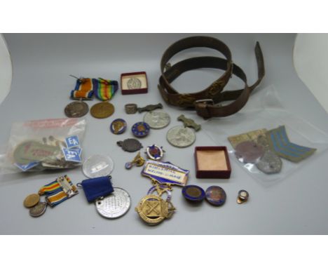 A pair of WWI medals to 38862 1.A.M. J E Kingsmill R.A.F., dog tags and enamel and other badges, including On War Service 191