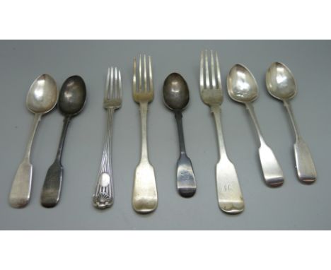 19th Century silver flatware, 247g 