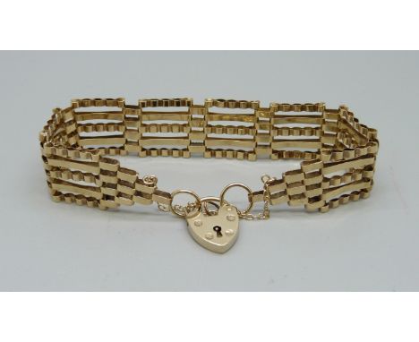 A 9ct gold five bar gate bracelet, 10.3g 