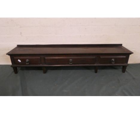 An Edwardian Mahogany Table Top Three Drawer Shelf, 105cm Long 