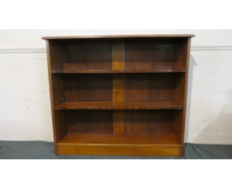 An Edwardian Oak Three Shelf Open Bookcase, 107cm Long