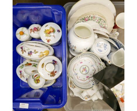 Royal Worcester Evesham, Wedgwood, Doulton, etc. **PLEASE NOTE THIS LOT IS NOT ELIGIBLE FOR IN-HOUSE POSTING AND PACKING** 