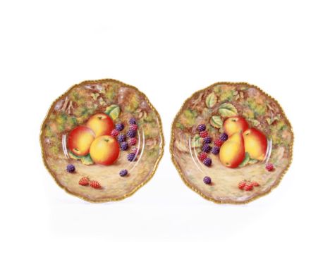 Pair of mid/late 20th century Royal Worcester cabinet plates decorated by Peter Love, each of circular form with gilt rim, ea