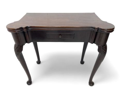 Late 18th century Irish mahogany tea table, rectangular form with projecting stepped rounded corners, fold-over action top ov