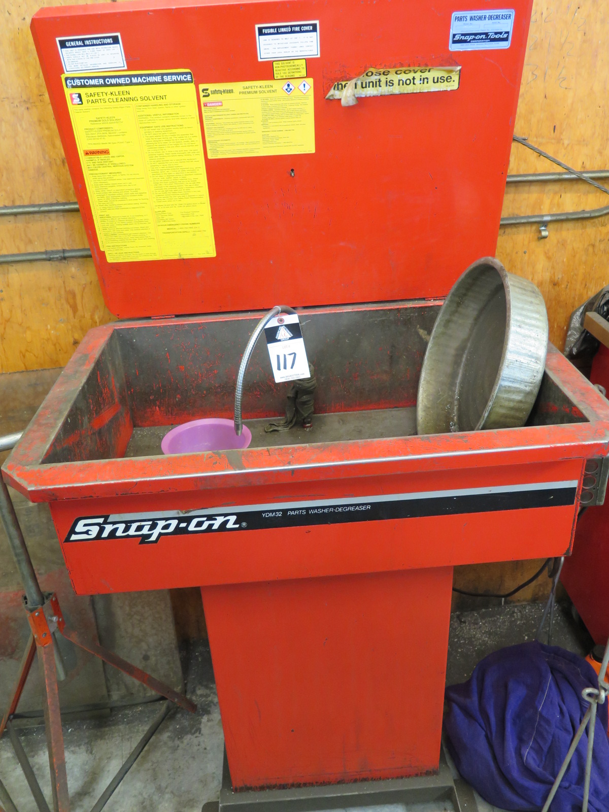 SnapOn Parts Washer