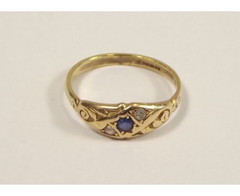GOLD RING. A Victorian style 18ct. gold diamond &amp; sapphire ring. Size O/P.