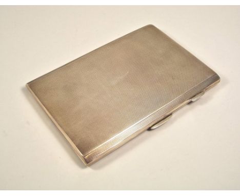 CIGARETTE CASE. A 1940's engine turned cigarette case. Approx. 6½oz.