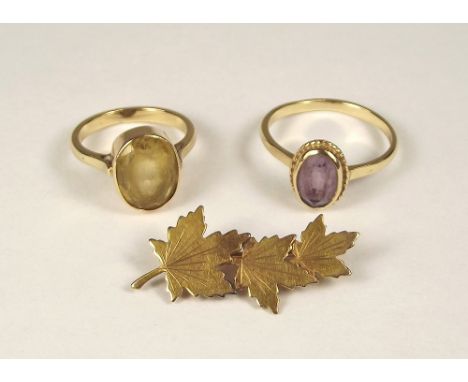 DRESS RINGS ETC. A 9ct. gold amethyst dress ring, one other ring &amp; a bar brooch.