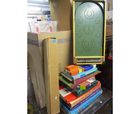 Vintage and later board games to include two sets of Gio, Monopoly with two set of metal counters and dominoes, together with