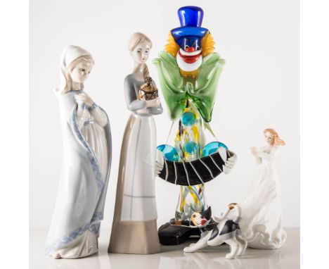 Murano glass clown, Three Goebel cats by R Wachtmeister, Royal Doulton figure 'Thank You', HN3390, eight Lladro style figures