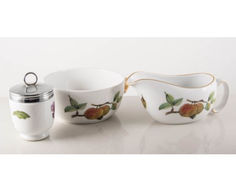 Small quantity of Royal Worcester Evesham dinner ware (one box)