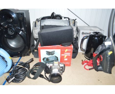 A Minolta camera and bag of various accessories etc