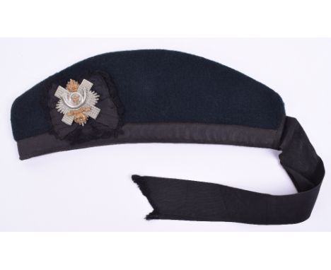 WW2 Highland Light Infantry Senior NCO’s / Officers Glengarry, of green cloth body with cloth lower band. Two piece white met