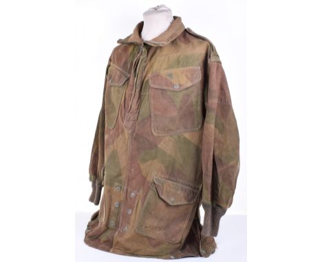 British Airborne Forces Denison Smock, early post WW2 example with half zip front, complete with the four front pockets, wool