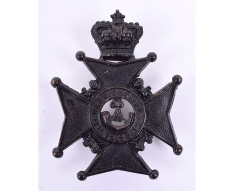 Victorian 1st Volunteer Battalion Warwickshire Regiment Glengarry Badge, blackened crowned Maltese cross with lions to the in