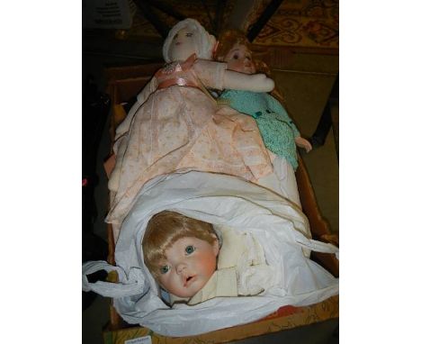 A quantity of vintage dolls.